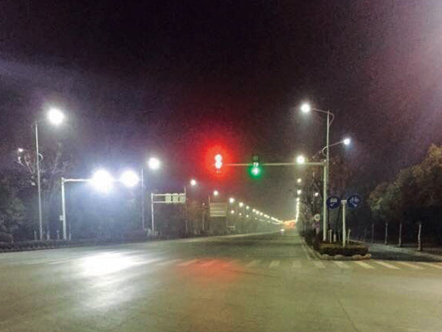 徐州閩江路125W，UST路燈效果